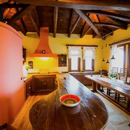 ヴィラ Great Villa 2 Cypresses 4 Bedrooms Private Pool Aghios Georgios ピリオ山