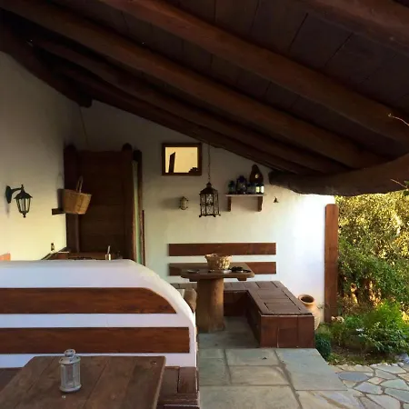 Great Villa 2 Cypresses 4 Bedrooms Private Pool Aghios Georgios * ピリオ山