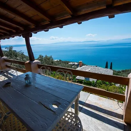 Great Villa 2 Cypresses 4 Bedrooms Private Pool Aghios Georgios ピリオ山