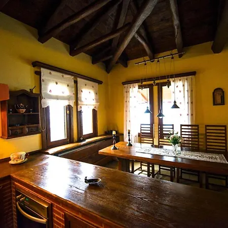 Great Villa 2 Cypresses 4 Bedrooms Private Pool Aghios Georgios ピリオ山