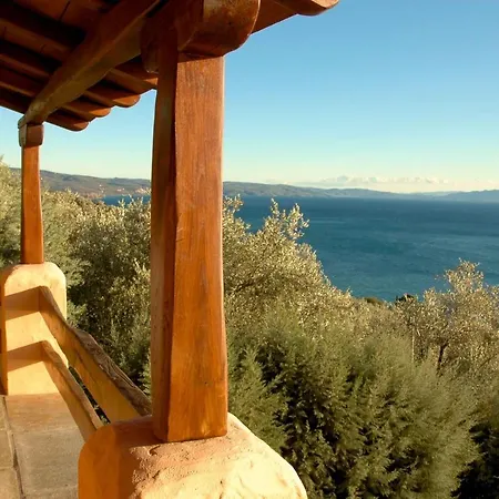 ヴィラ Great Villa 2 Cypresses 4 Bedrooms Private Pool Aghios Georgios ピリオ山